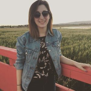 Meet your Posher, Isabelle